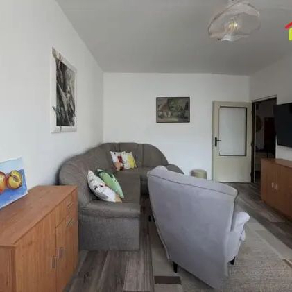Pronájem bytu 2+1 s balkonem a sklepem, Formánkova ulice, HK - Photo 1