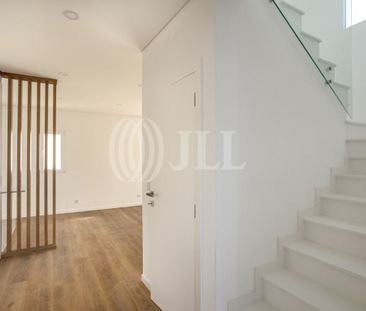 3 room luxury House for rent in Cascais e Estoril, Cascais, Lisbon - Photo 2