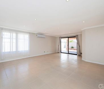 Great home in a great location - Photo 3