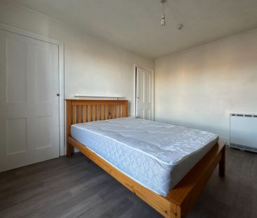 Room 7, Bateman Street, Cambridge - Photo 1