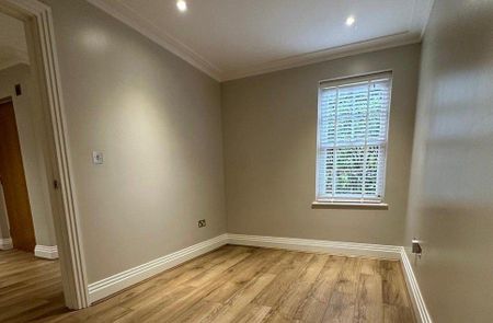 5 bedroom semi-detached house to rent - Photo 5