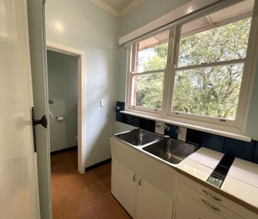 CHARMING HOME ON HALF AN ACRE - Photo 5