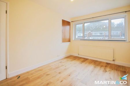 3 bedroom semi-detached house to rent - Photo 5