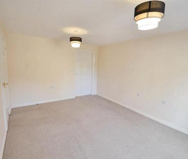 4 bedroom townhouse to rent - Photo 6