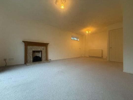 3 bedroom end of terrace house to rent - Photo 1