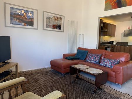 2 bedroom flat to rent - Photo 2