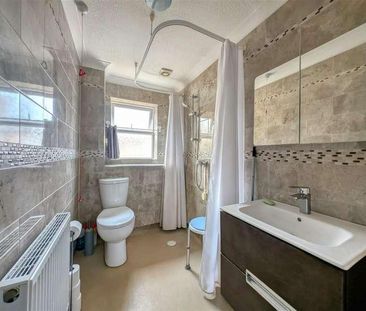 Meadow Close, Elmstead, Colchester, CO7 - Photo 5