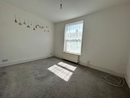 3 bedroom property to rent - Photo 2