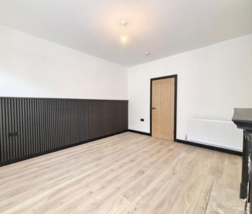 2 bedroom House To Let - Photo 2