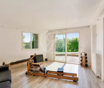 Maison / Villa • Manufacture-Brimborion-SEL-Division Leclerc, Sèvres - Photo 1