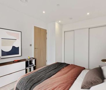 Spacious 3-double bedroom apartment with contemporary design, and p... - Photo 4