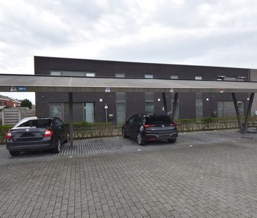 Recente woning op een rustige locatie in het centrum van Eeklo! - Photo 4