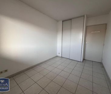 Location Appartement 3 pièces 54m² CHATEAURENARD 13160 - Photo 5