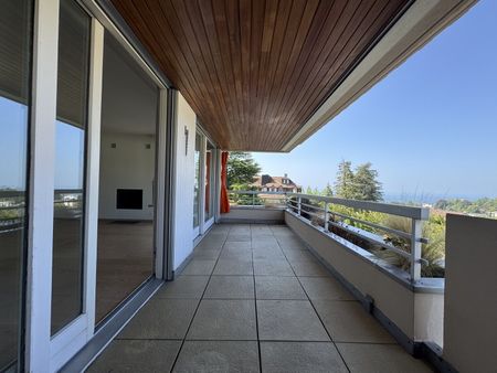 Splendid 4.5 room apartment with beautiful lake view! - Photo 3