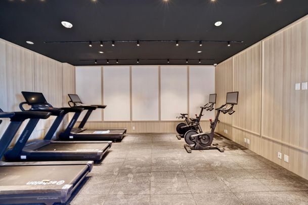 For Lease - 3071 Trafalgar Road Unit# 405, Oakville, Ontario - Photo 1