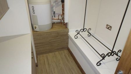 Wisewood Road, Wisewood, Sheffield, S6 4TB - Photo 2