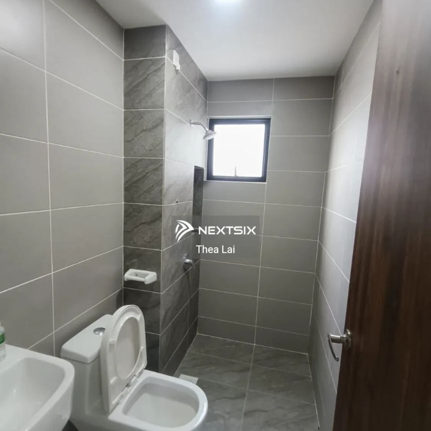 Veranda Residences - Photo 1