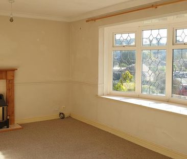 3 bedroom detached bungalow to rent - Photo 2