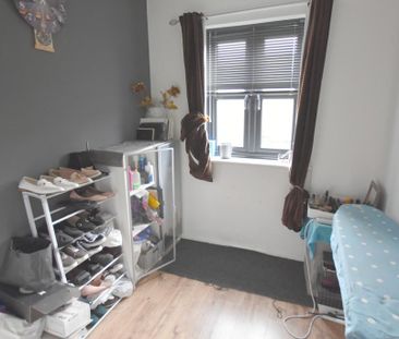 2 bedroom semi-detached house to rent - Photo 3