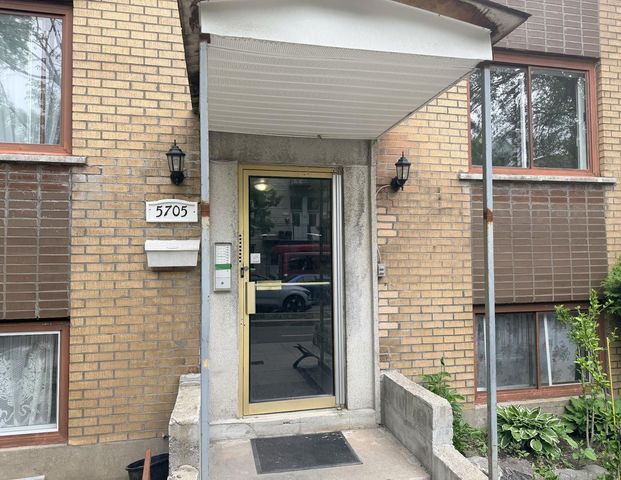 À louer / Appartement - Photo 1