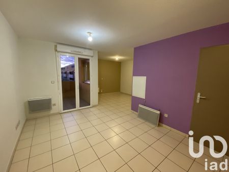 Appartement 1 pièce de 30 m² à Salon-de-Provence (13300) - Photo 2