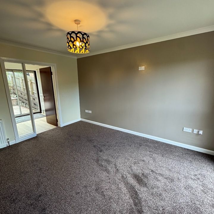 2 Bed Semi-Detached House, Carleton Gate, G46 - Photo 1