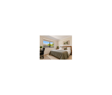 Modern Family Living on a Generous 787m² Block - Photo 4