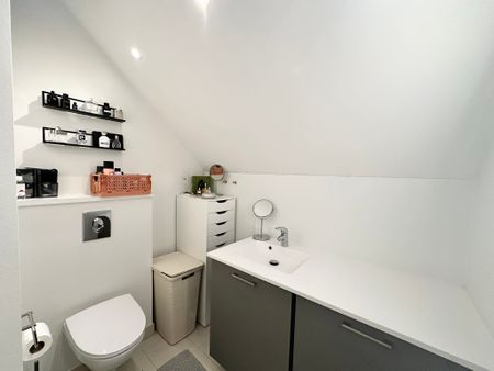 Hyggelig 1-værelses lejlighed med charme og lysindfald - Photo 3