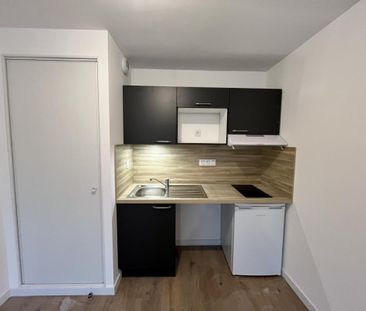 Appartement à louer 2 pièces - 41 m² - Photo 2