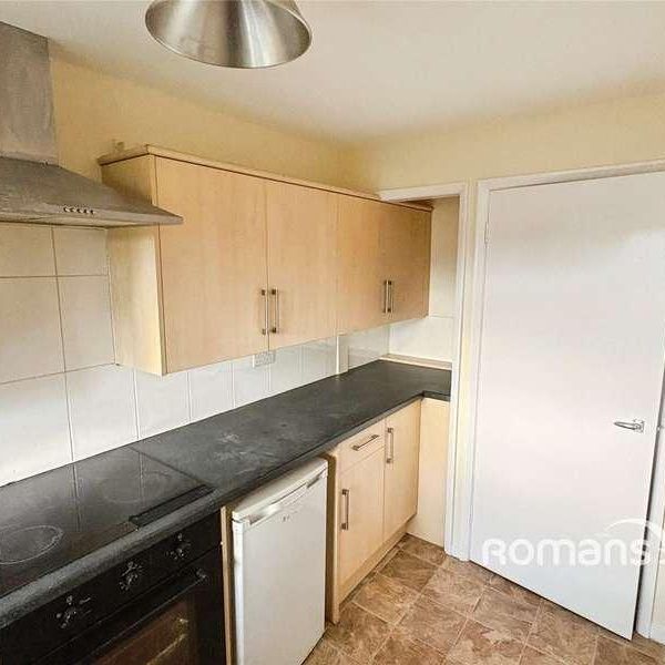 Cherry Tree Close, Farnham, Surrey, GU9 - Photo 1