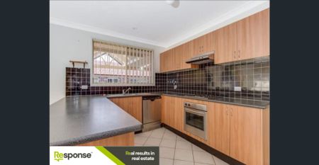 Comfortable Family Home - Photo 4