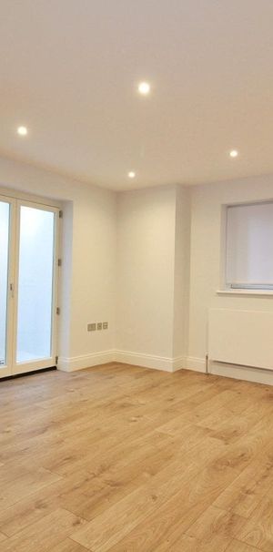 73 High Street - Photo 1