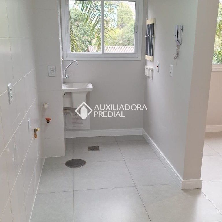 Apartamento com 2 quartos e 60m² para alugar em Teresópolis, Porto Alegre. - Photo 1