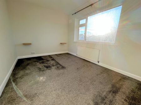 Brookside Road, Preston - Photo 4