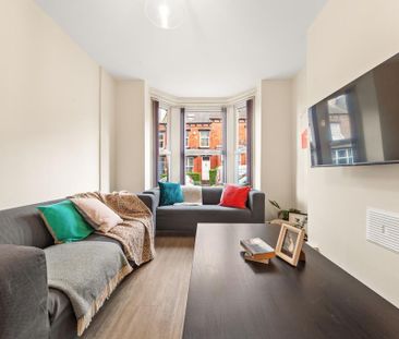 4 bedroom terraced house to rent - Photo 1