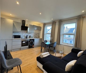 Room in a Shared House, Lancing Road, CR0 - Photo 2