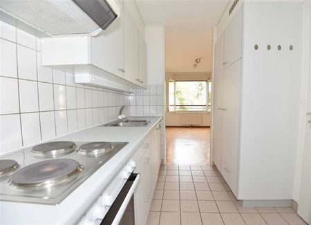 2.5 Zimmer, 2. Stock - Photo 3