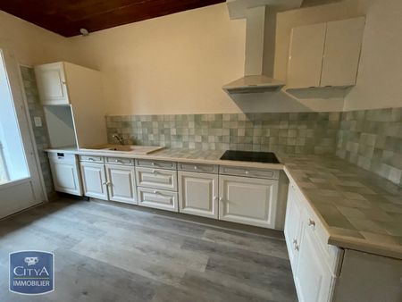 Location Appartement 4 pièces 96m² NIMES 30000 - Photo 4