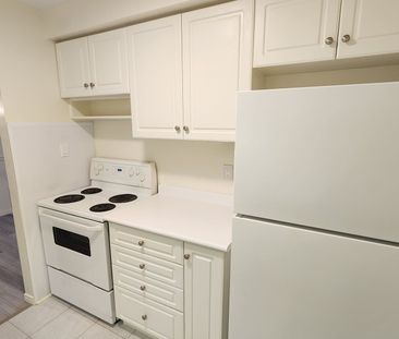 339 Blake Street, Unit 1, Barrie ON L4M1L1 - Photo 5