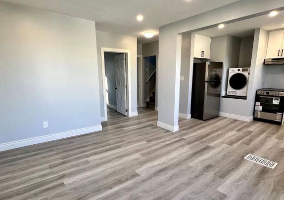 For Lease - 16 Nassau Street Unit# 2, Oshawa, Ontario - Photo 1