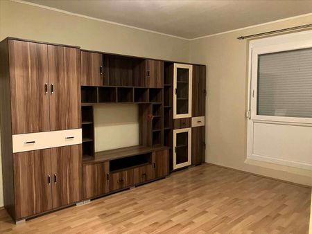 Kiadó felújított panel lakás - Mohács - Fotó 4