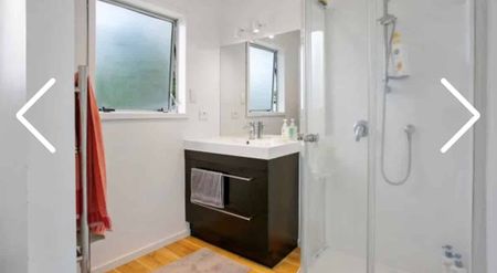 Leamington - 3 Bedrooms - Photo 5