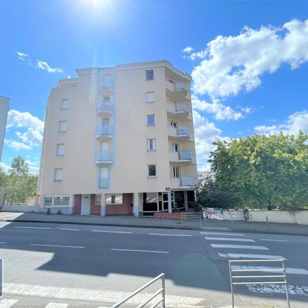 Location Appartement 1 pièce 20m² CLERMONT FERRAND 63000 - Photo 4