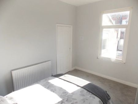 2 Bed End Terrace, Newcombe Street, L6 - Photo 5