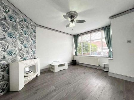 Farnworth Road, Thornton-cleveleys, FY5 - Photo 2