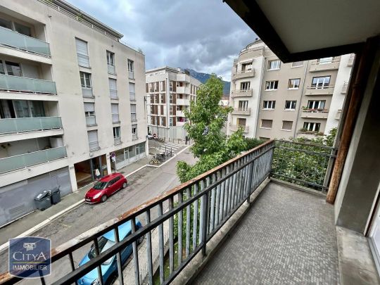 Appartement à louer 3 pièces 83.37m² - Photo 1