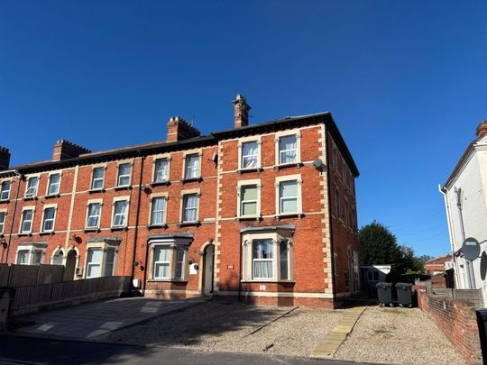 Cheddon Road, Taunton - Photo 1