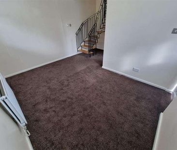 Bryn Nant, Caerphilly, CF83 - Photo 3