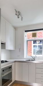 11/38 Burnley Street, Richmond VIC 3121 - Photo 3