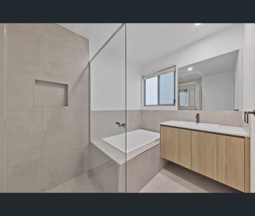 2/45 Woodlands Crescent, Buderim, Qld 4556 - Photo 5
